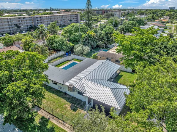 5000 ADAMS Street, Hollywood, FL 33021