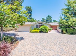 25315 Arriba Del Mundo Dr, Carmel, CA 93923