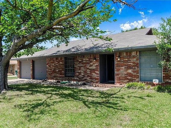 4th image of 6304 Wheaton Dr