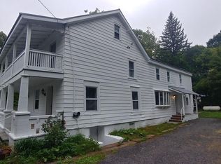 90 Centre St, Port Clinton, PA 19549