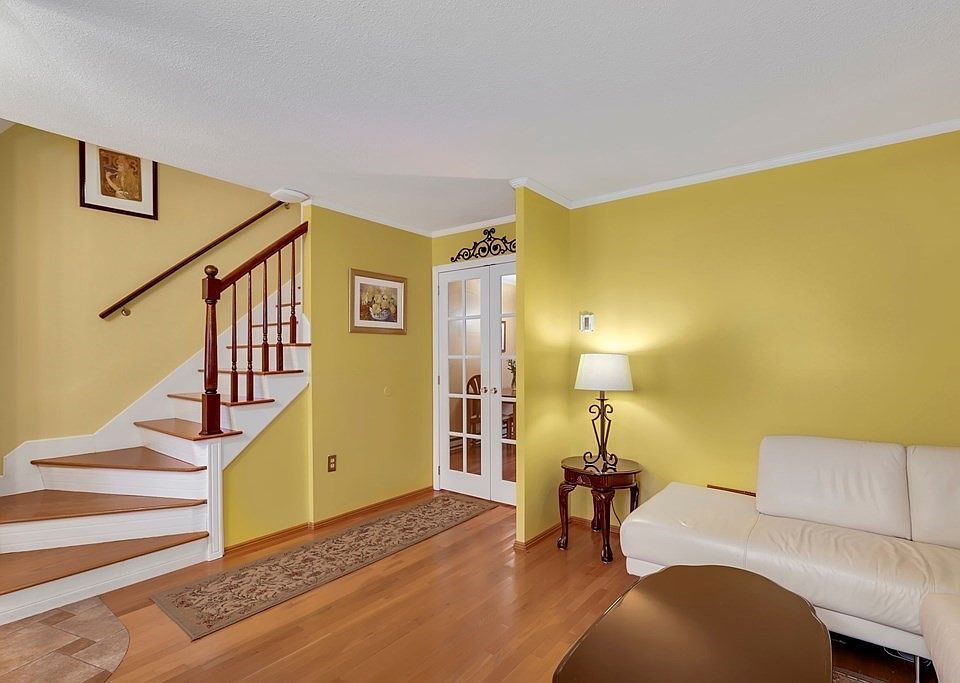 75 Sandy Pond Rd Ayer MA Zillow