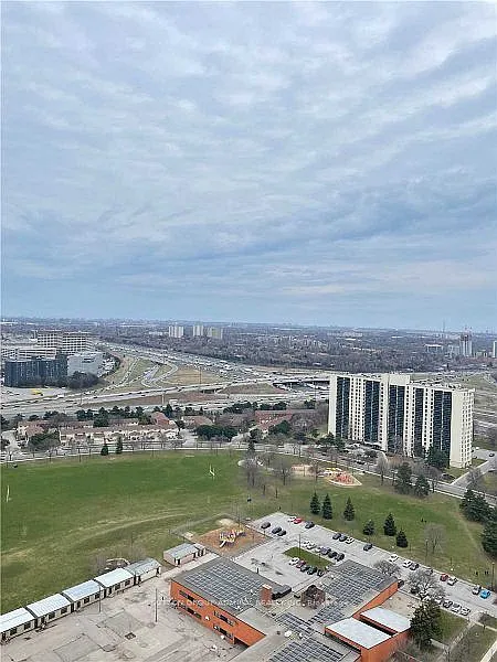 2 bed, $2,600 — Photo 2