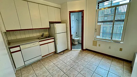 Rented by HOLTON REAL ESTATE INC.