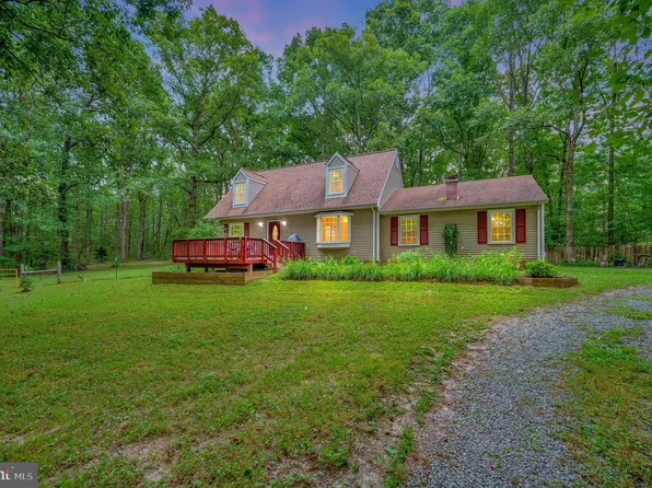 8515 Berkeley Farms Ln, Partlow, VA 22534