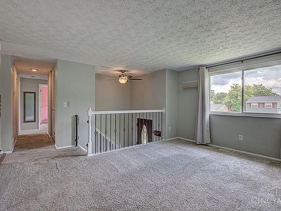 2nd image of 2892 Spruceway Dr