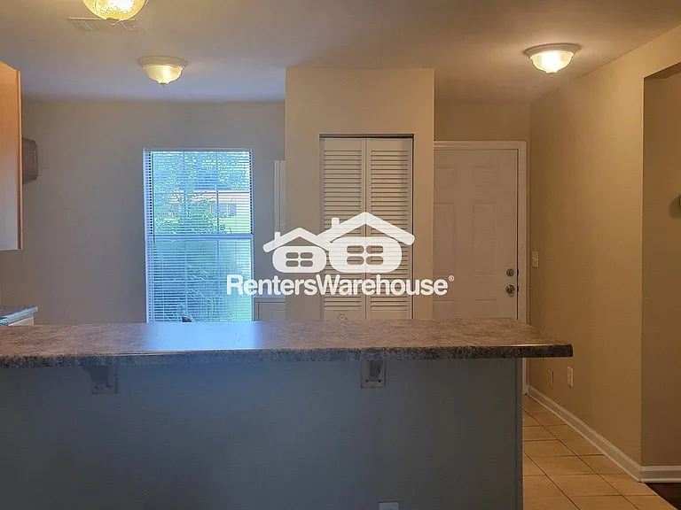 113 Sussex Ave — Photo 9