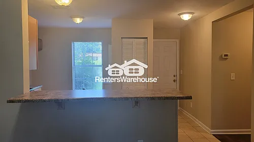 113 Sussex Ave Photo 1
