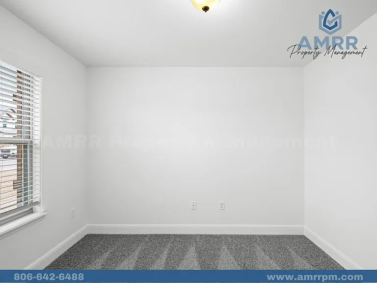 1115 SW 3rd Ave — Photo 6