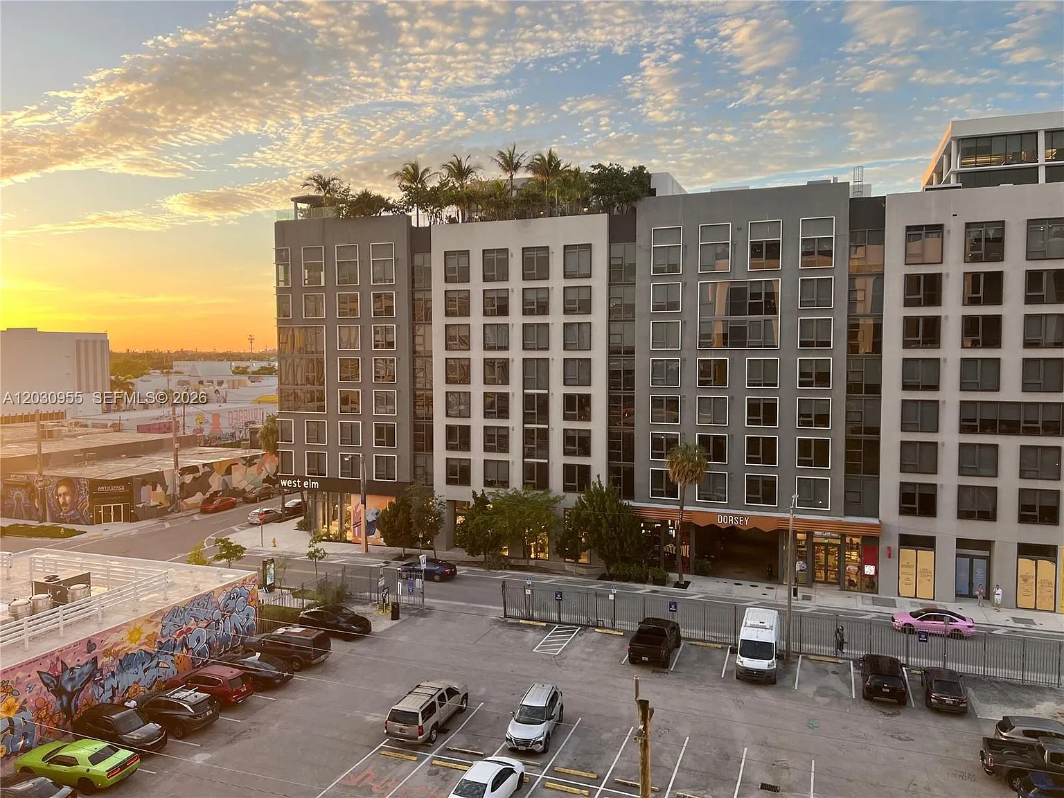 2 bed, 2.0 bath, 840 sqft, $5,500 — Photo 3