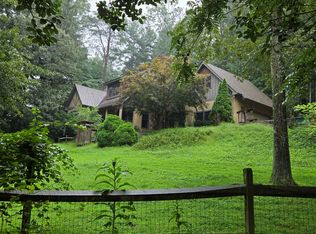33 Hoyt Rd, Arden, NC 28704