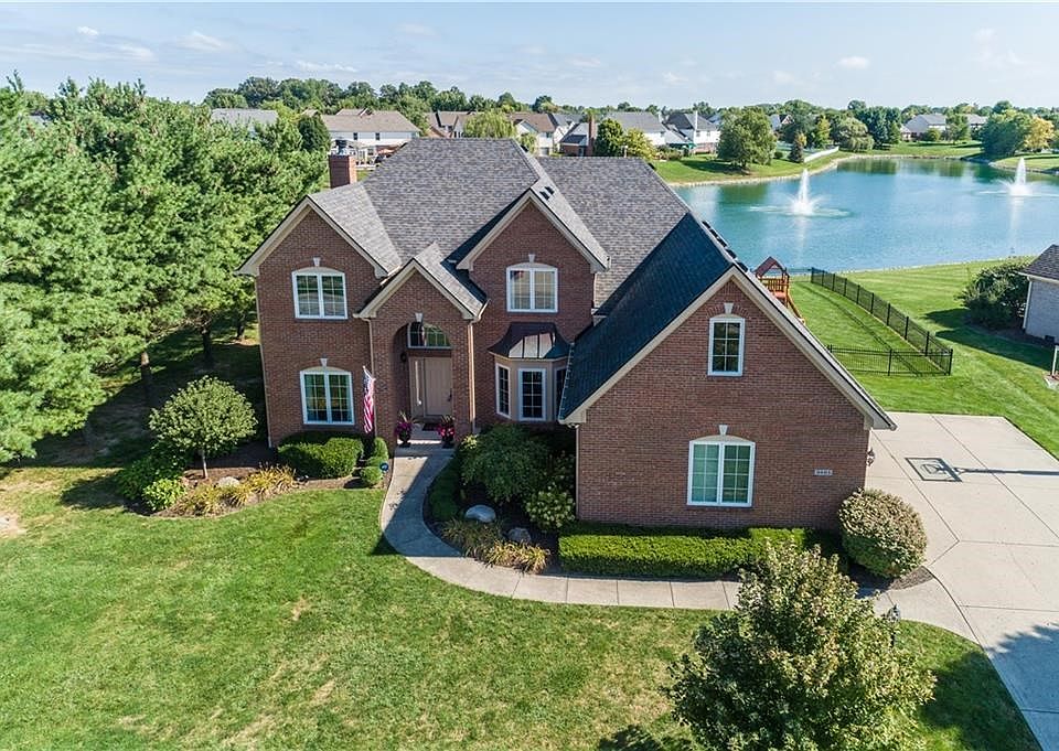 1st image of 9895 Water Crest Dr