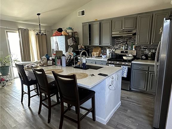 4th image of 43525 Palos Way