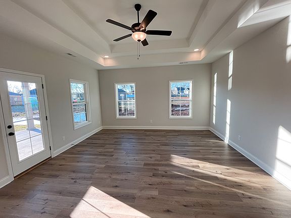 The Flightline Plan, Living Room