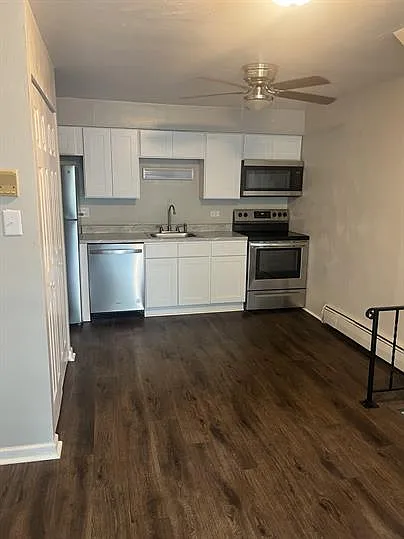 400 Swissvale Ave #12