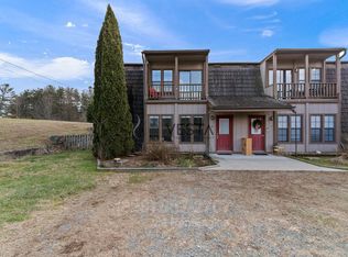 588 Ray Hill Rd, Mills River, NC 28759