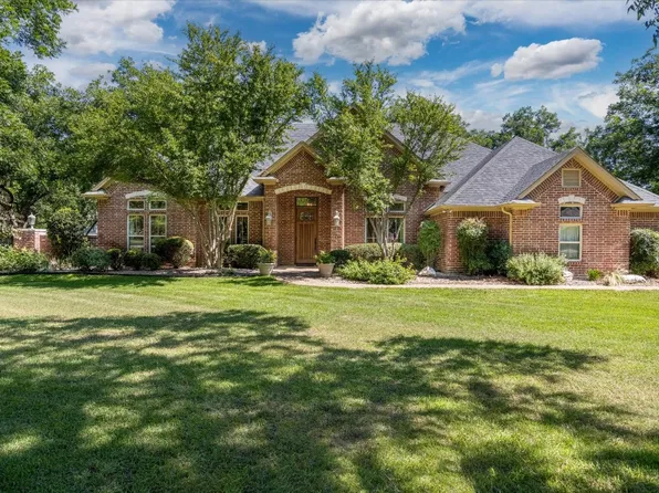 7406 Hampton Dr, Granbury, TX 76049