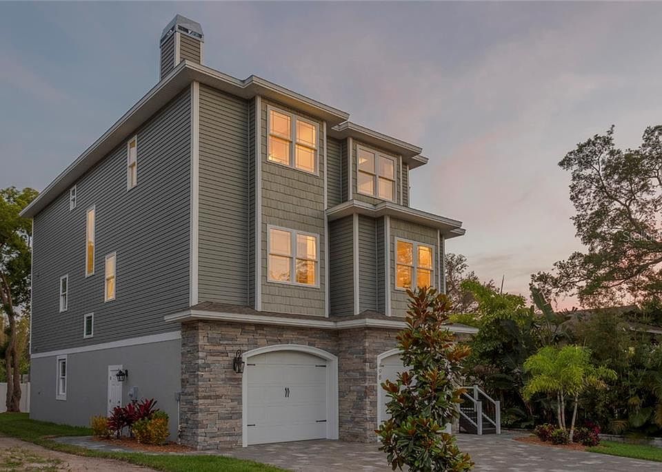 1st image of 498 Magnolia Ave