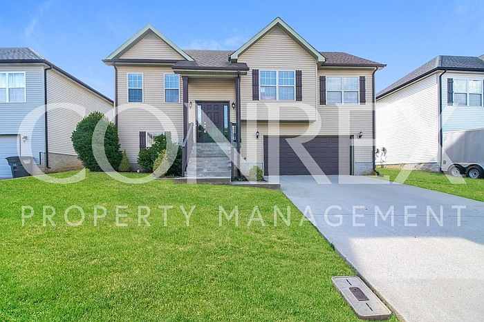 1st image of 686 Fox Trail Ct