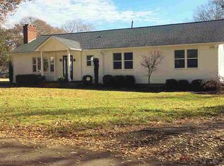 161 Maple St, Cowpens, SC 29330