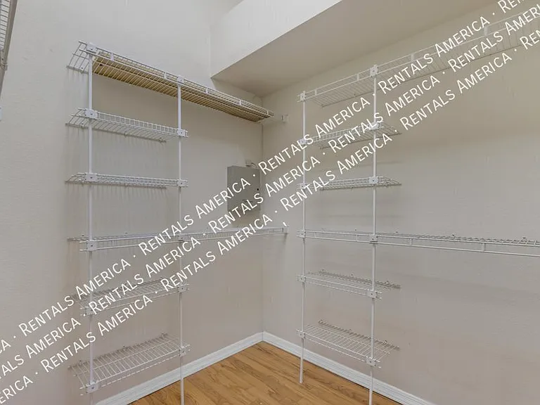 5822 W Abraham Ln — Photo 24