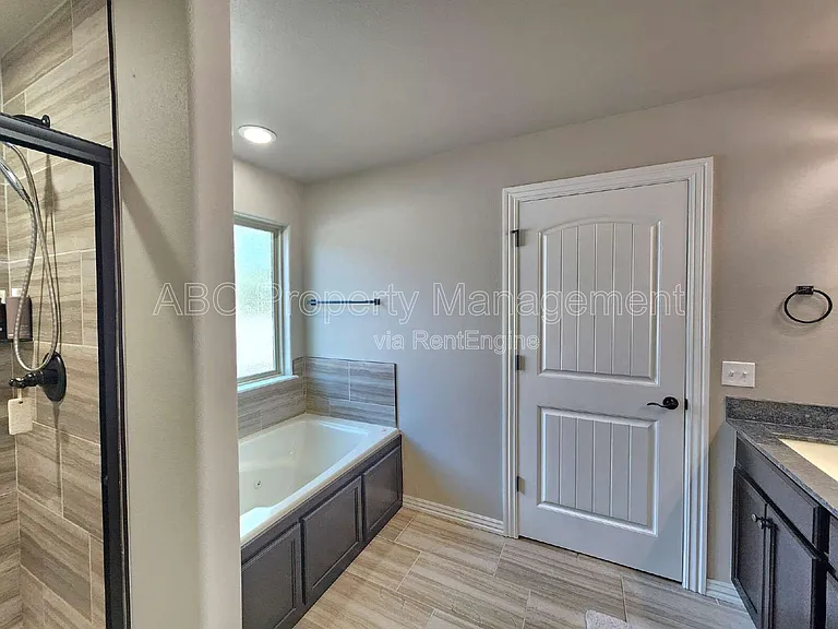 5009 E Truman Ln — Photo 23