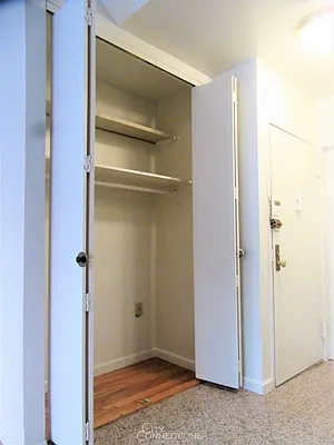 Rented by City Connections Realty | media 11