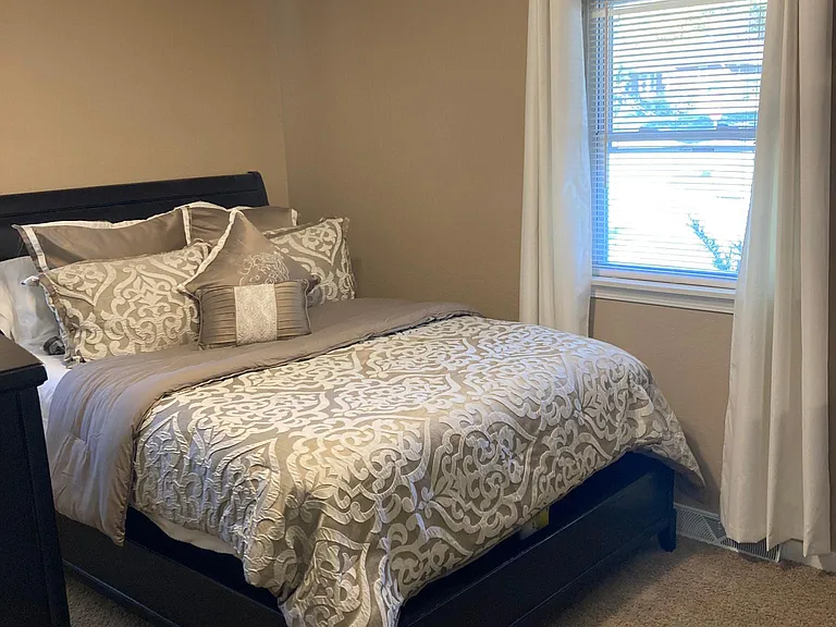 master bedroom 1