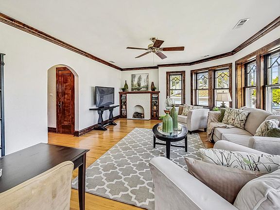5th image of 4544 N Mason Ave