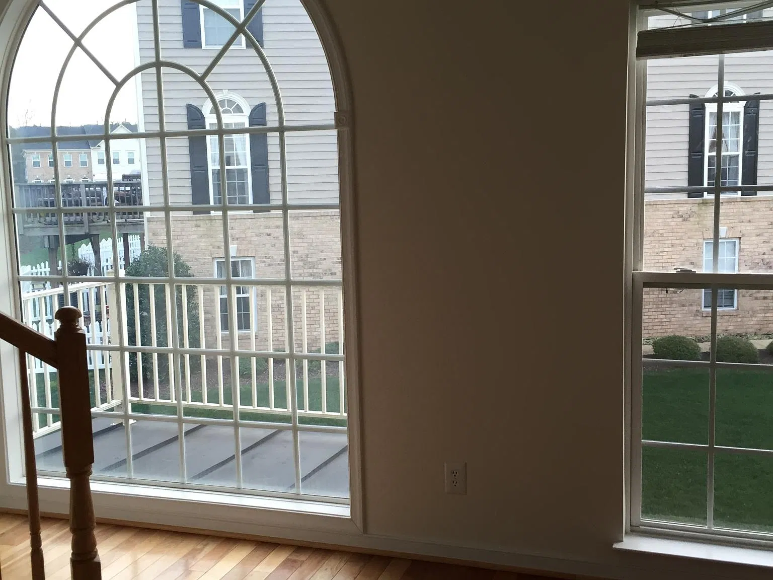 2900 Murano Way — Photo 2