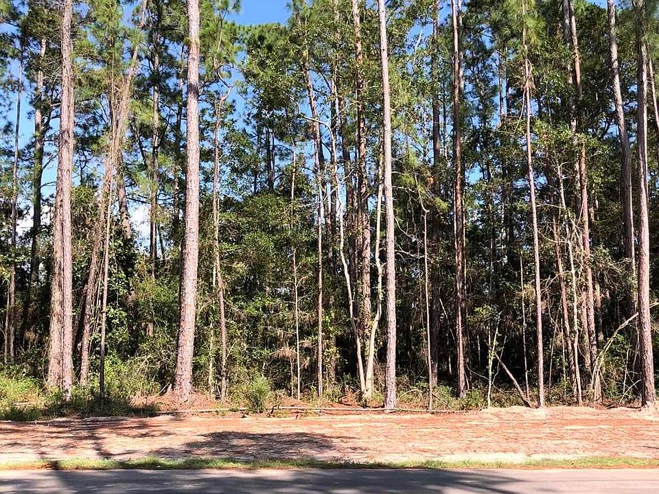 1st image of Lovewood Dr