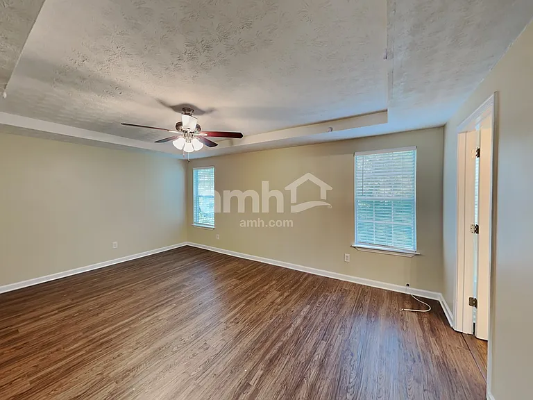7114 Hillcrest Chase Dr — Photo 9