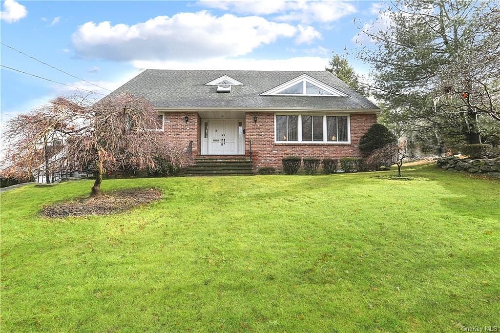 8 Saxon Woods Park Drive, White Plains, NY 10605 Zillow