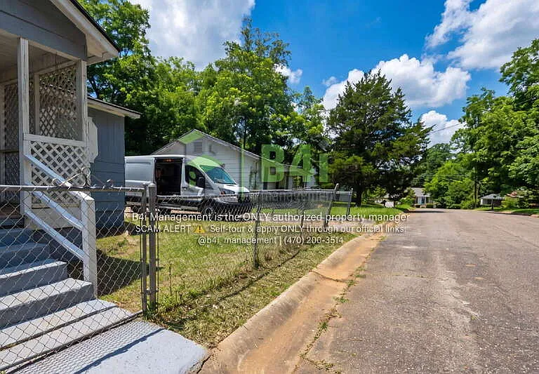 262 Mason St — Photo 2