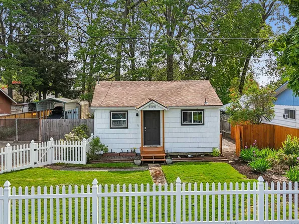 4586 Reimann St NE, Salem, OR 97305