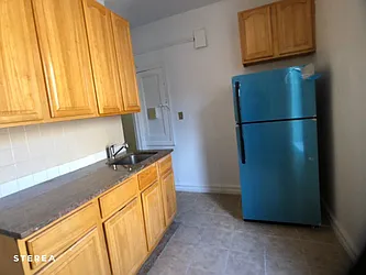 Rented by Sterea Agency