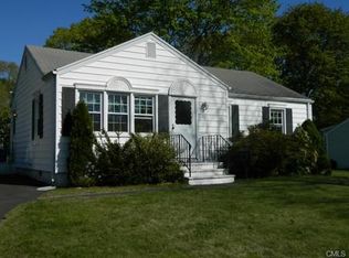 82 Waverly Rd, Shelton, CT 06484