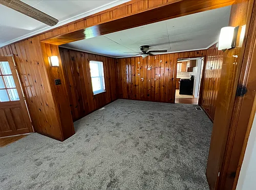 342 Crawford Ave Photo 1