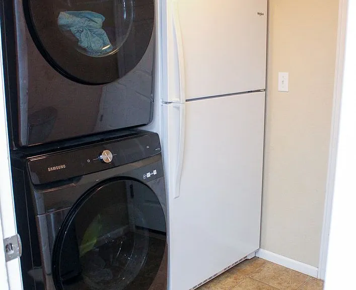 11145 Falling Star Rd — Photo 24