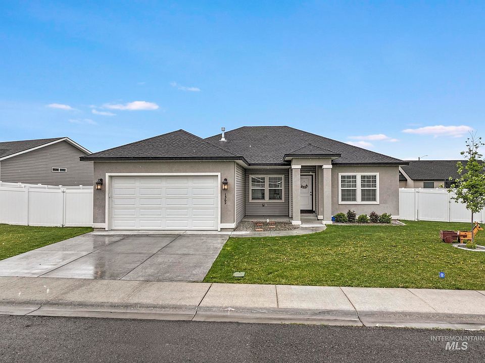 1st image of 1362 Golden Pheasant Dr