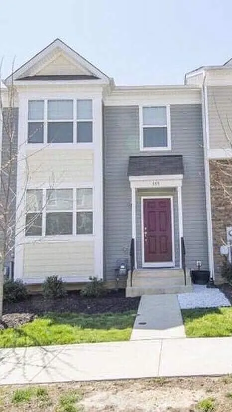 355 English Oak Ln photo 1