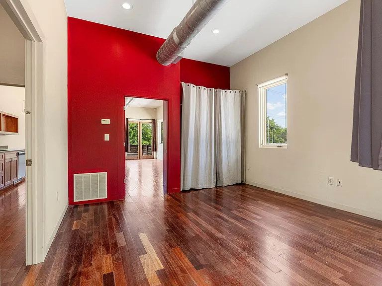4015 Guadalupe St #A — Photo 12