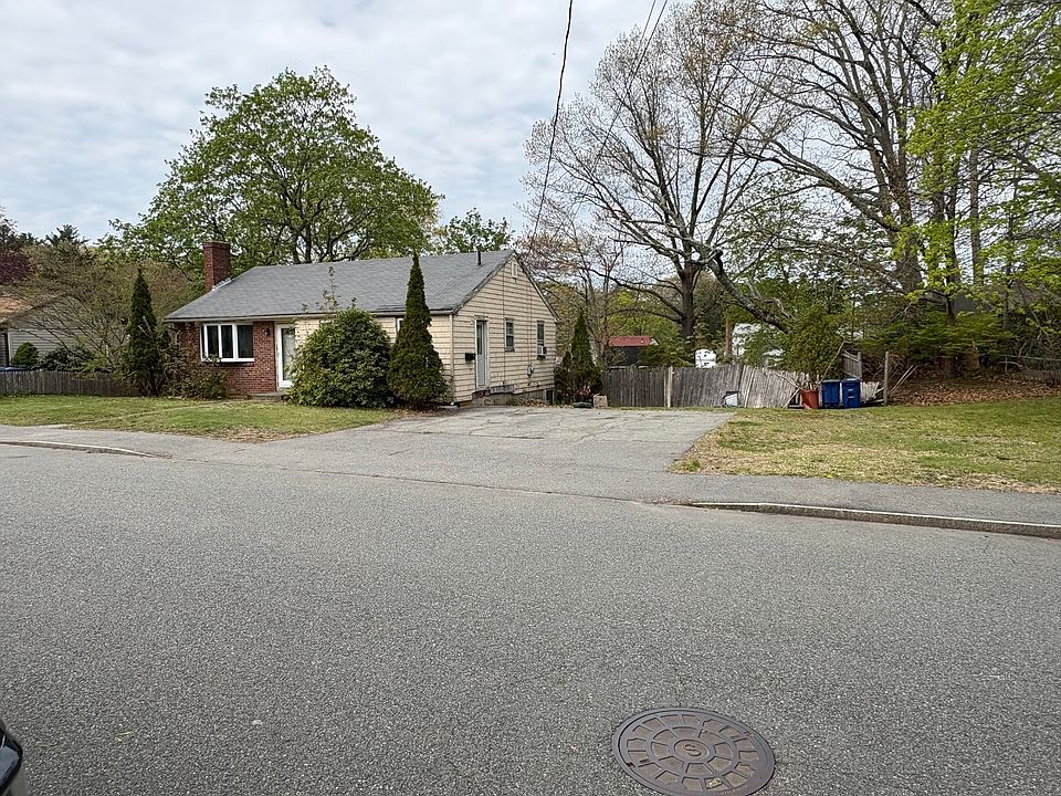 2nd image of 21 Kendall Ave