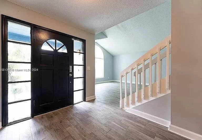 8070 Village Green Rd — Photo 4