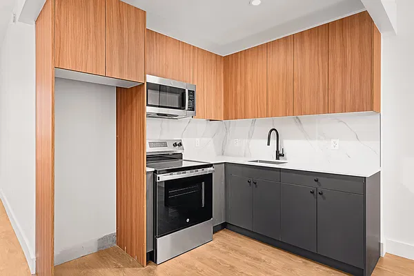 Kitchen, photo 1