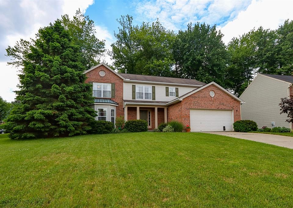 1st image of 563 Clairmont Woods Dr