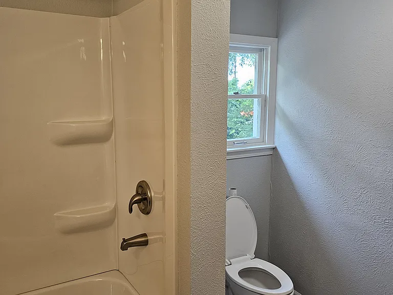 26154 Rogers Rd #C — Photo 23
