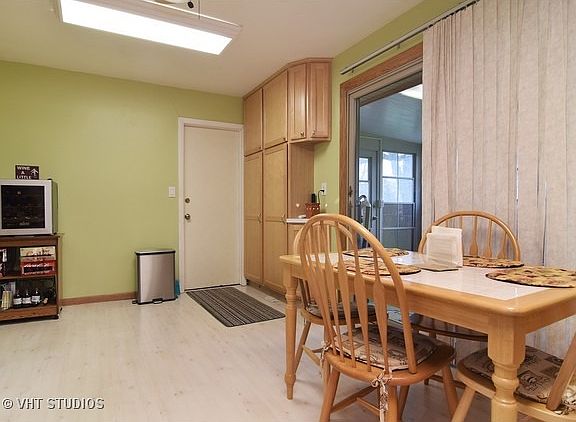 4th image of 7859 Asbury Cir S