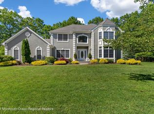 2088 Overbrook Dr, Wall Township, NJ 07719