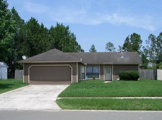 8341 Knotts Landing Dr E, Jacksonville, FL 32244