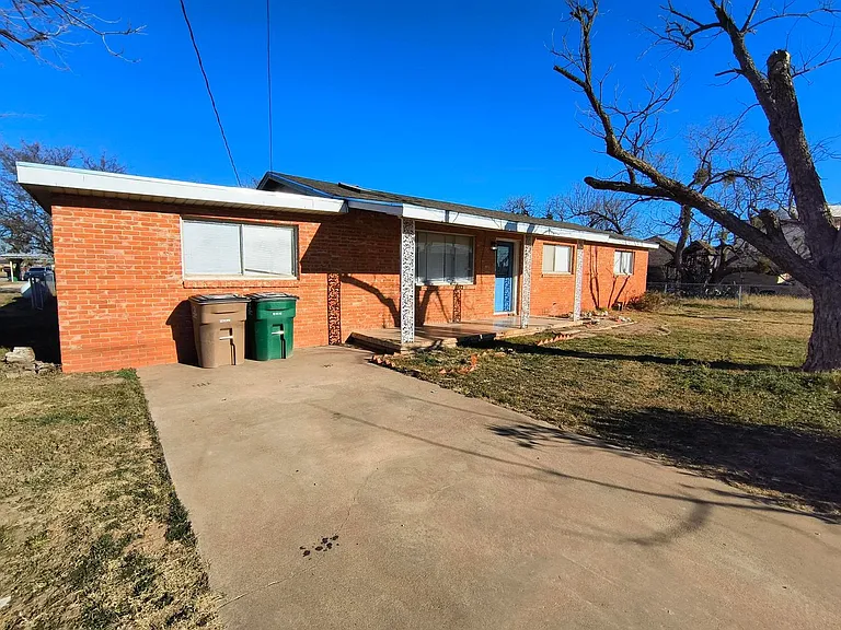 3230 Abilene St — Photo 1